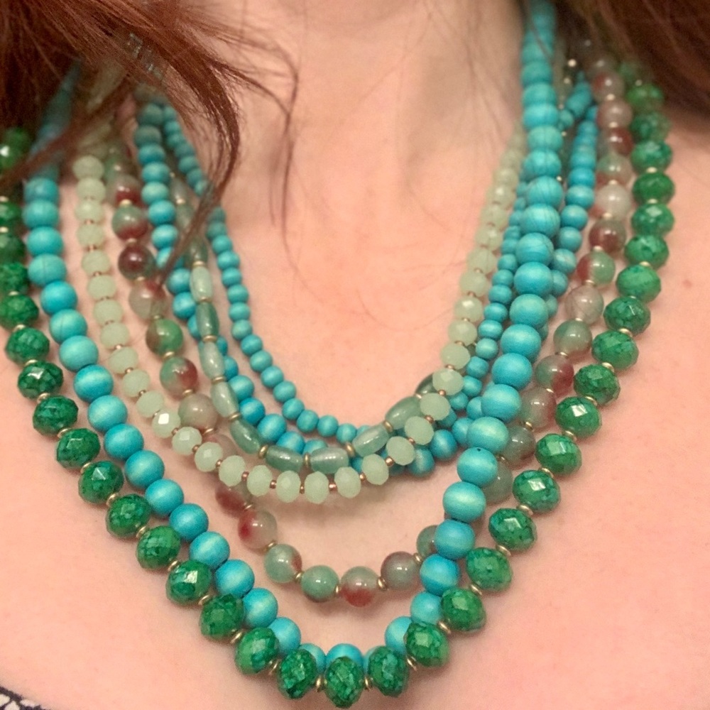 Green & turquoise beaded necklace